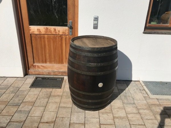 Holzfass StehtischTischfass Fassmoebel rustikal Fasstisch gebrauchtes Weinfass Dekofass 1_800.jpg
